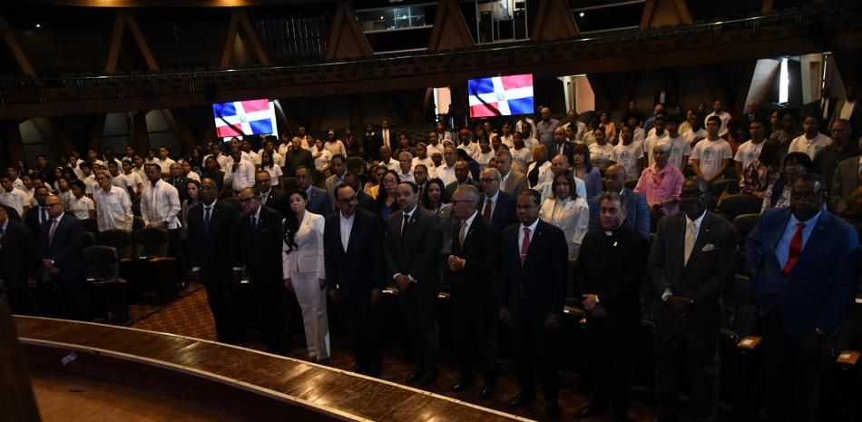 Expertos debaten en la UASD sobre la violencia y seguridad ciudadana